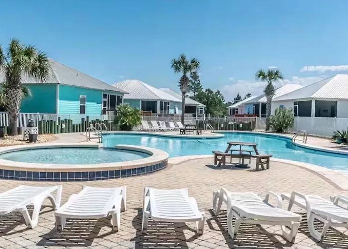 5004 Family Friendly 2 Pools Holiday home