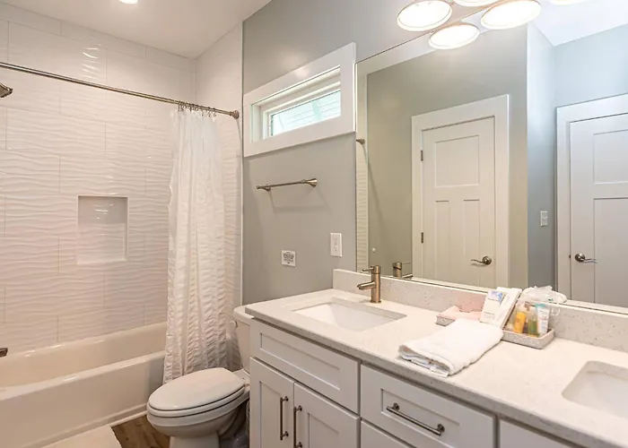 5004 Family Friendly 2 Pools * Gulf Shores